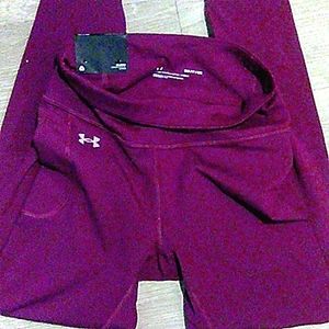 Women's Under Armor fitted high rise ankle leggings ( S ) PURPLE